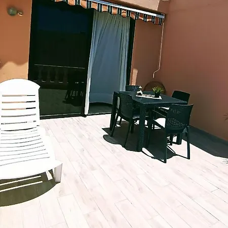 Mng-apart Paradise Court Appartement *
